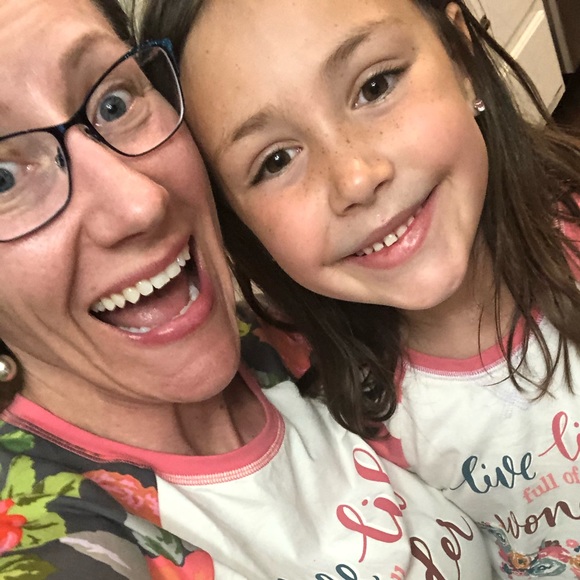 Meet your Posher, Crystal - Picture 3 of 13